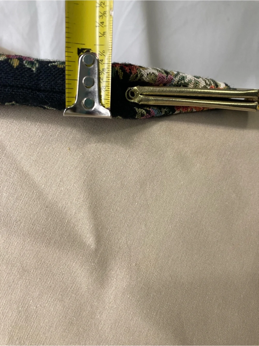 Vintage Floral Tapestry Frame-Top Handbag - Black & Multicolor